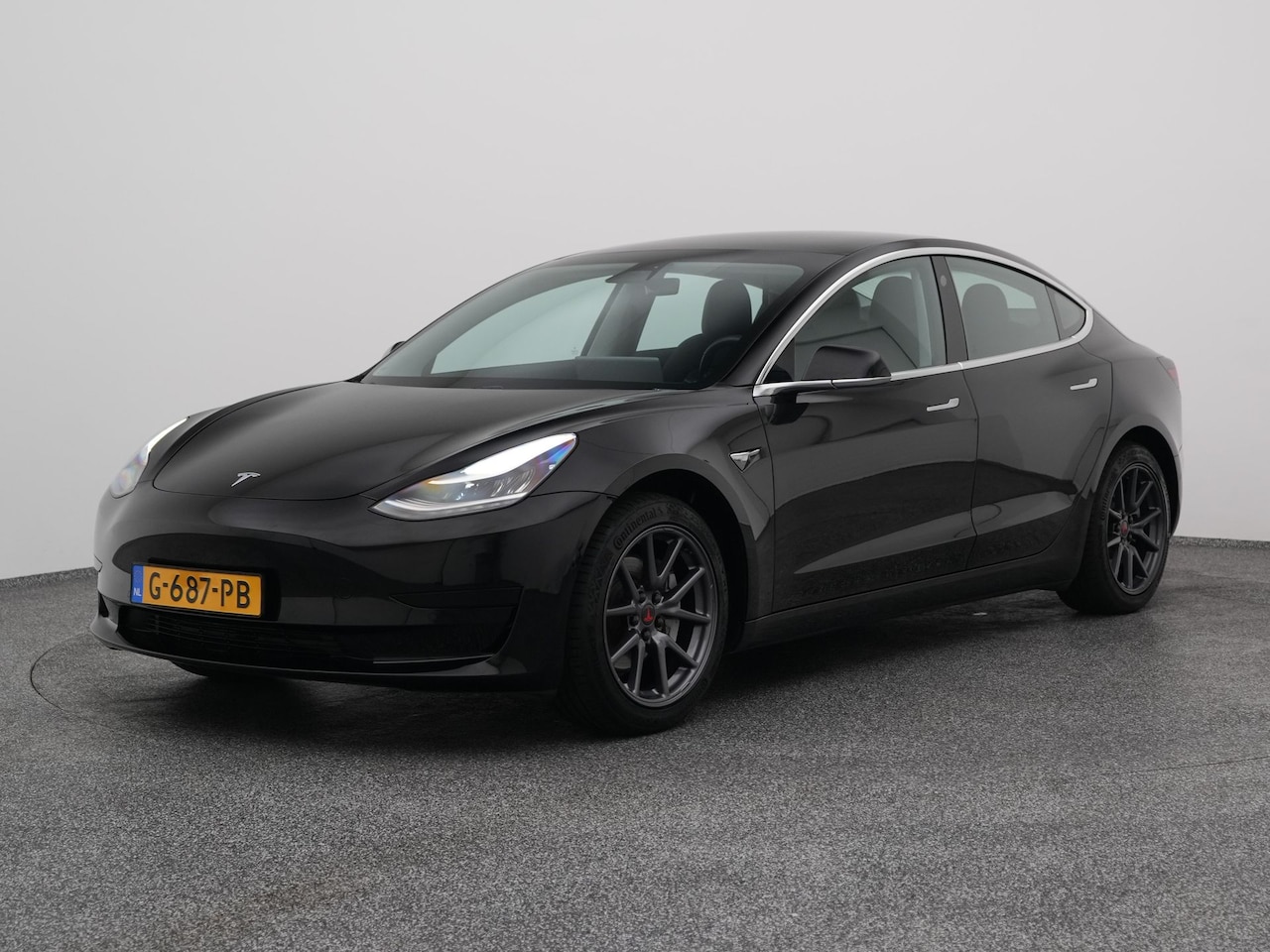 Tesla Model 3 - Standard RWD Plus 60 kWh | PANO | AUTOPILOT | STOELVERWARMING - AutoWereld.nl