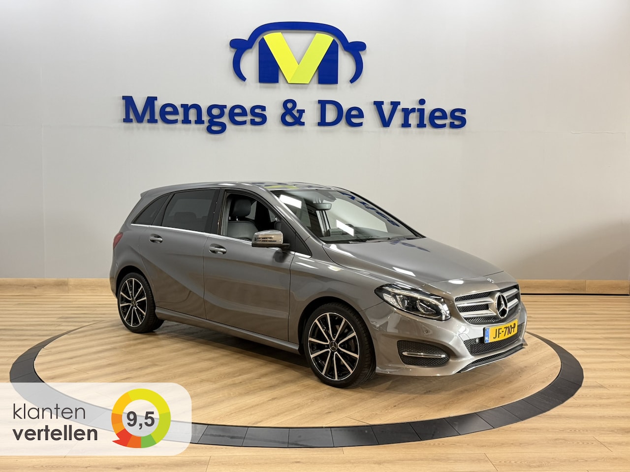 Mercedes-Benz B-klasse - 180 Ambition Airco | LED | Cruise Control | Half leer | Trekhaak | Parkeersensoren | Isofi - AutoWereld.nl