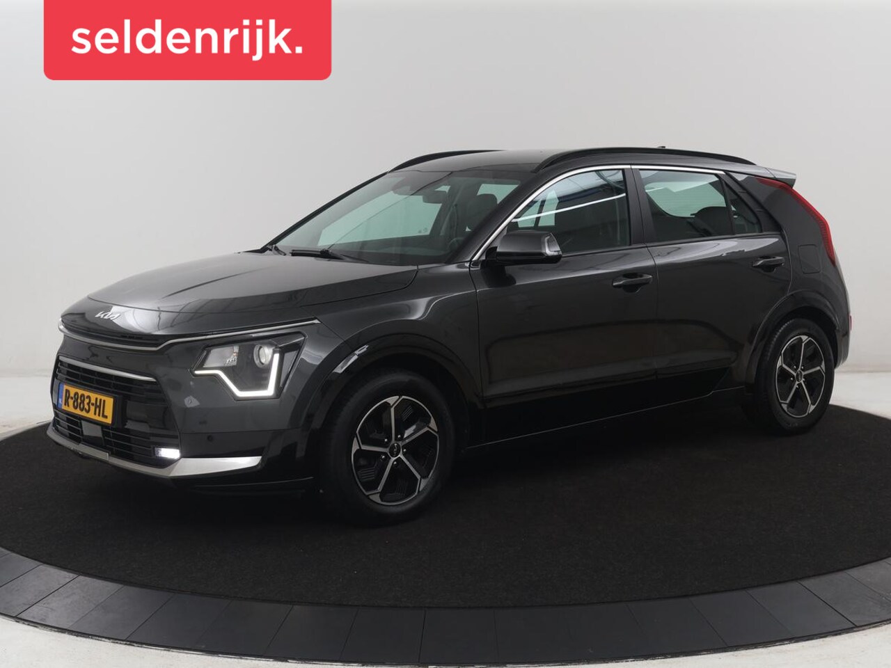 Kia Niro - 1.6 GDi Hybrid ExecutiveLine | Half leder | Adaptive cruise | Trekhaak | Camera | Park ass - AutoWereld.nl