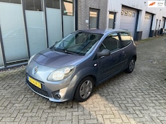 Renault Twingo - 1.2-16V Dynamique Airco Boekjes