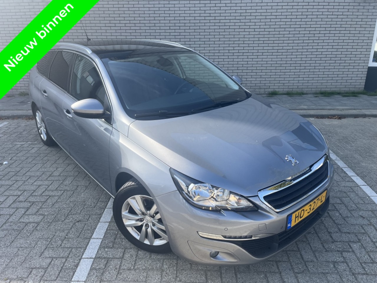 Peugeot 308 SW - 1.6 BlueHDI Clima Leer Stoelverw Camera Pano - AutoWereld.nl