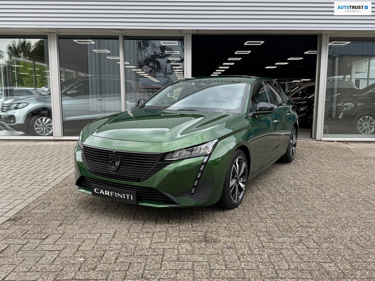 Peugeot 308 - 1.6 Plug-in Hybrid 180 Allure SOH 94% | Carplay-navi | Cruise| Clima | 17" Lichtmetaal. - AutoWereld.nl