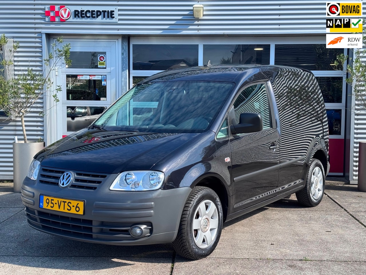Volkswagen Caddy - 1.9 TDI Airco / Cruise / Trekhaak / 1-Eig - AutoWereld.nl