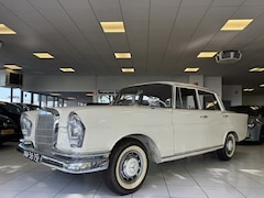 Mercedes-Benz S-klasse - 220 Compleet Gerestaureerd in Nieuwstaat