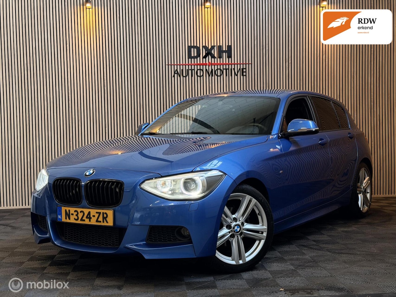 BMW 1-serie - 116i M-Sport 5D XENON ALCANTARA NAVI BT STOELVRW - AutoWereld.nl
