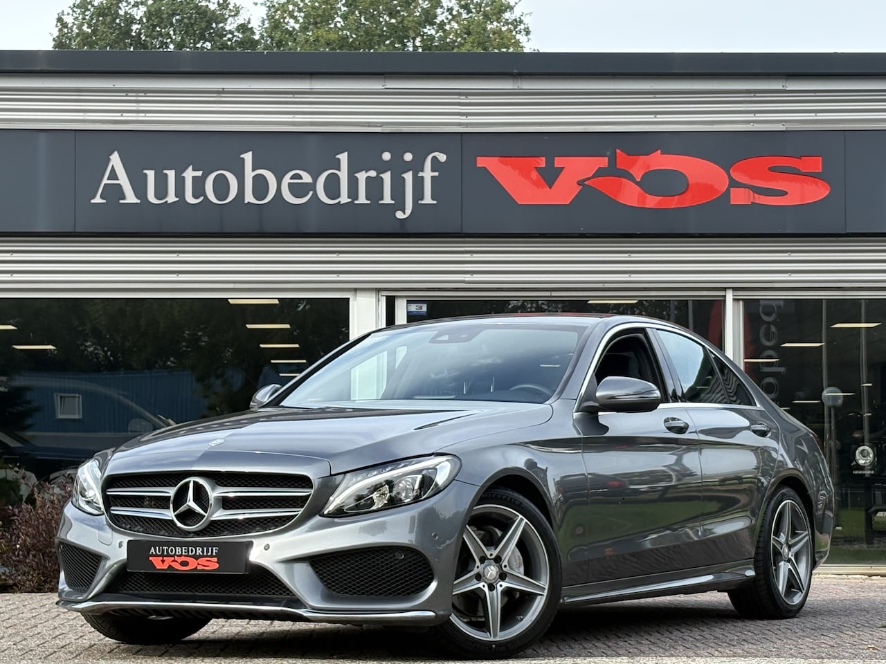 Mercedes-Benz C-klasse - 160 AMG-line | NL auto | Navi | Cruise | Leder | Dealer onderhouden - AutoWereld.nl
