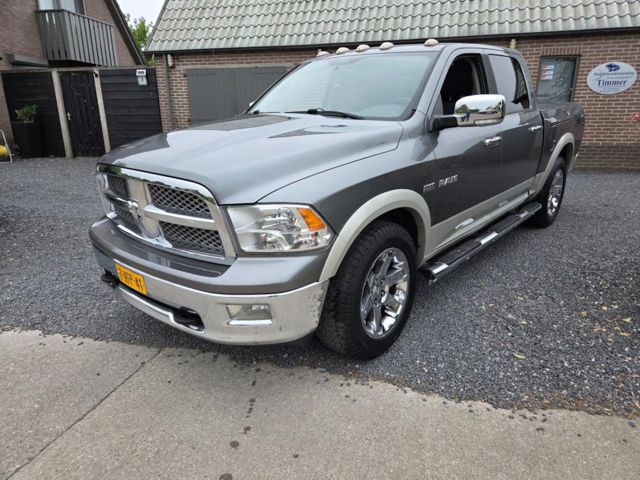 Dodge Ram 1500 - 5.7 V8 Crew Cab 5'7 5.7 V8 Crew Cab 5'7 - AutoWereld.nl