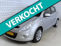 Hyundai i20 - 1.2i i-Motion AIRCO / APK én TREKHAAK (2011)