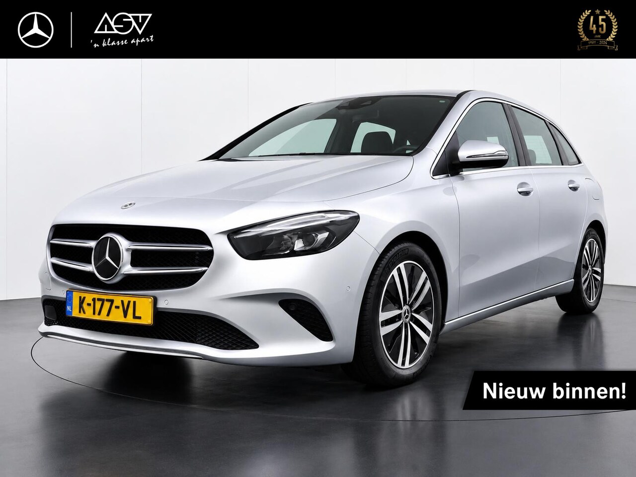 Mercedes-Benz B-klasse - 180 Business Solution Luxury | Trekhaak | Achteruitrijcamera | Stoelverwarming | Widescree - AutoWereld.nl