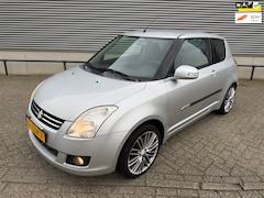 Suzuki Swift - Swift 1.3 Limited | Lage kilometerstand met NAP | Nieuwe koppeling | 16 inch lichtmetalen