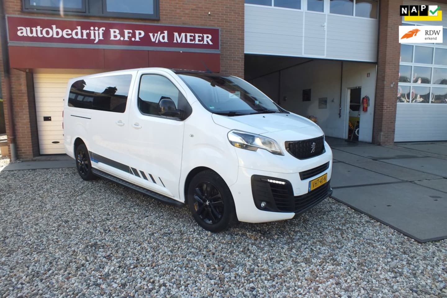 Peugeot Expert - 2.0 BlueHDI 180 Long Sport 2.0 BlueHDI 180 Long Sport - AutoWereld.nl