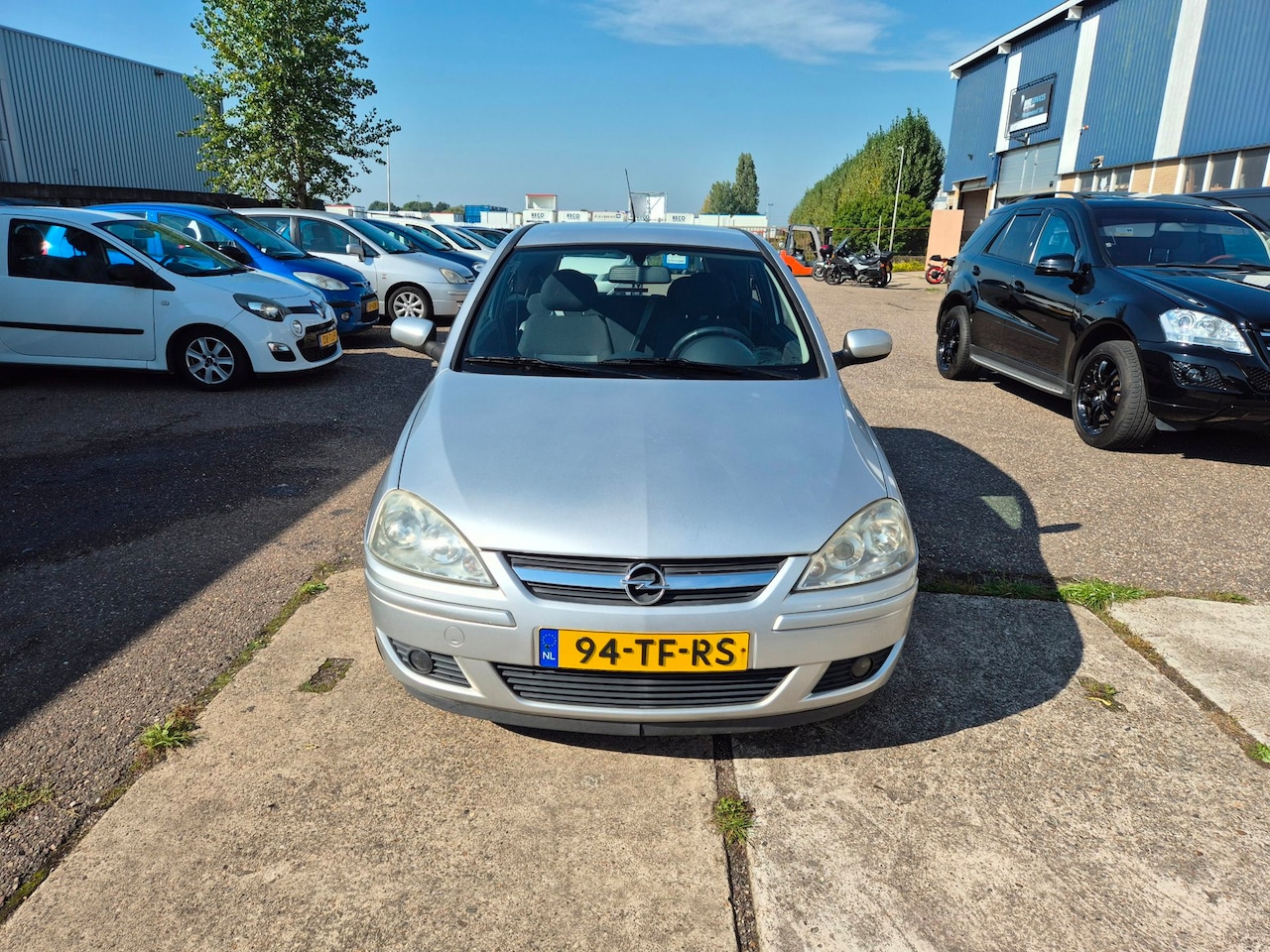 Opel Corsa - 1.2-16V Silverline/ nieuwstaat/ apk 29-09-2027 - AutoWereld.nl