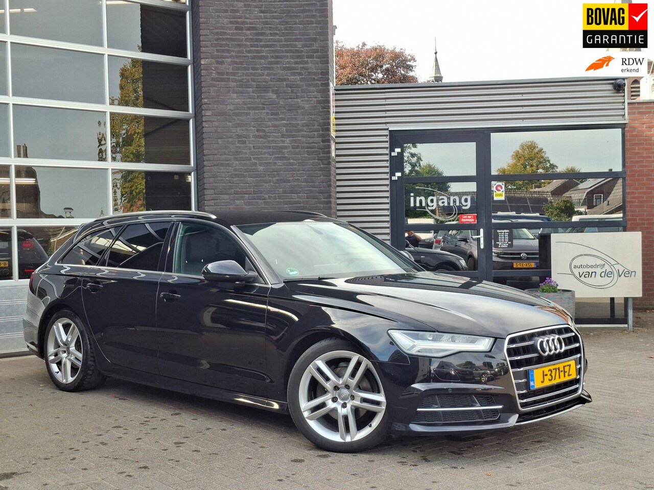 Audi A6 Avant - 1.8 TFSI ultra Lease Edition | S Line exterieur | 19" LMV | Parkeersensoren voor + achter - AutoWereld.nl
