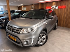 Suzuki Vitara - 1.6 Exclusive/ Navigatie/ Camera / Nette staat
