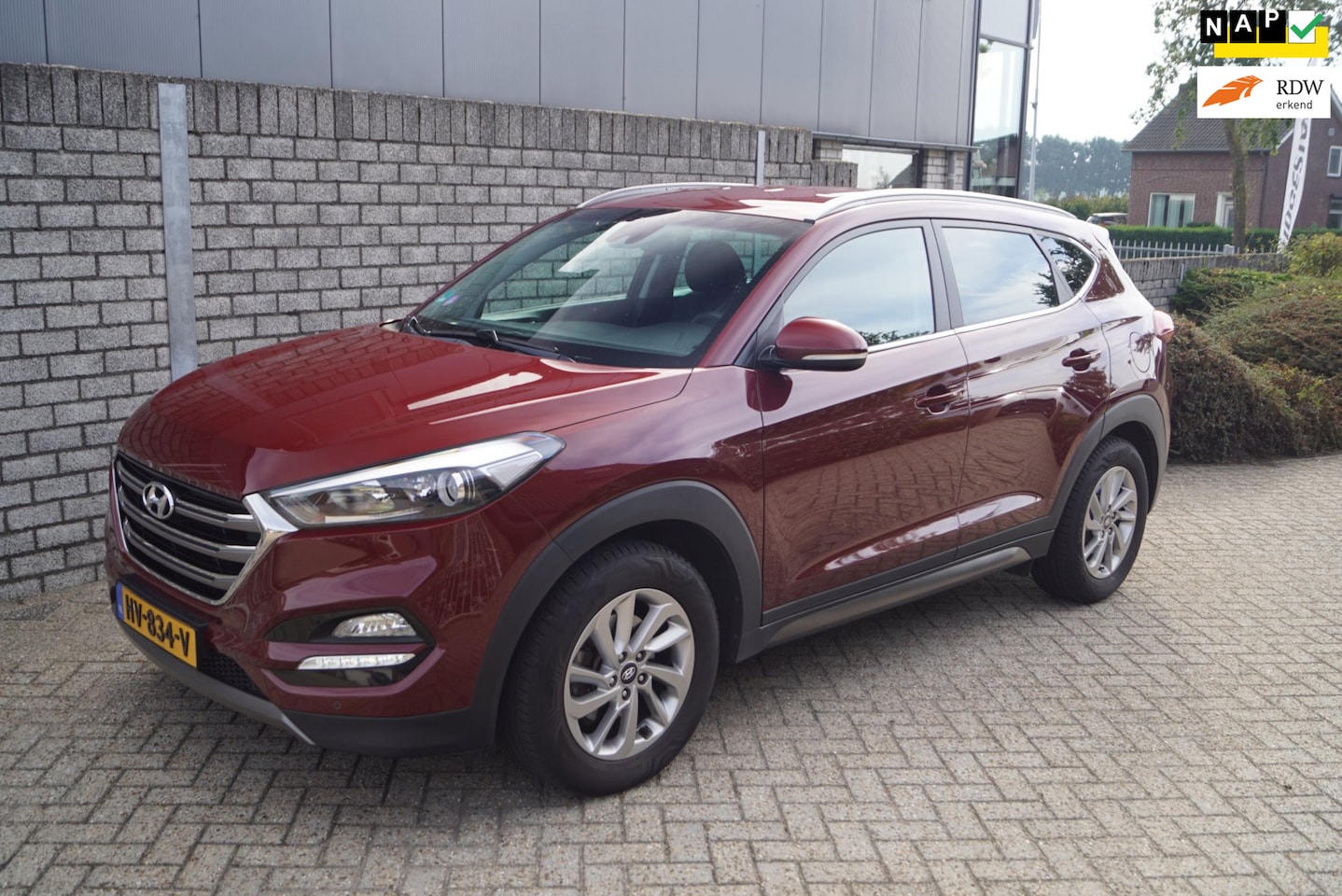 Hyundai Tucson - 1.6 T-GDi Comfort 4WD Autom Sportst Stoel/A Bankverw Navi Camera Clima Cruise 2x PDC LMV T - AutoWereld.nl