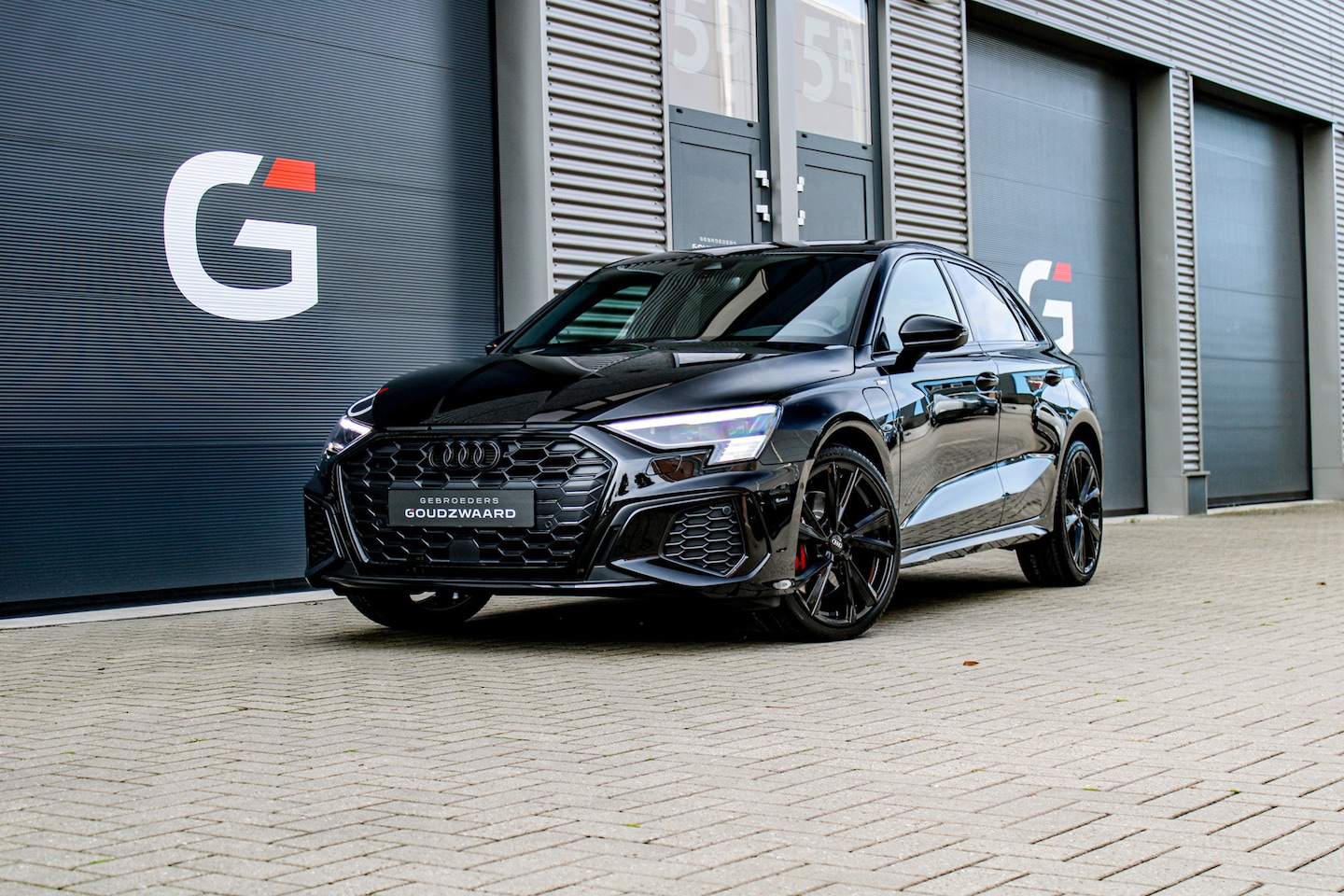 Audi A3 Sportback - 45 TFSI e S edition Competition | Memory | B&O | Matrix | Camera | Standkachel - AutoWereld.nl