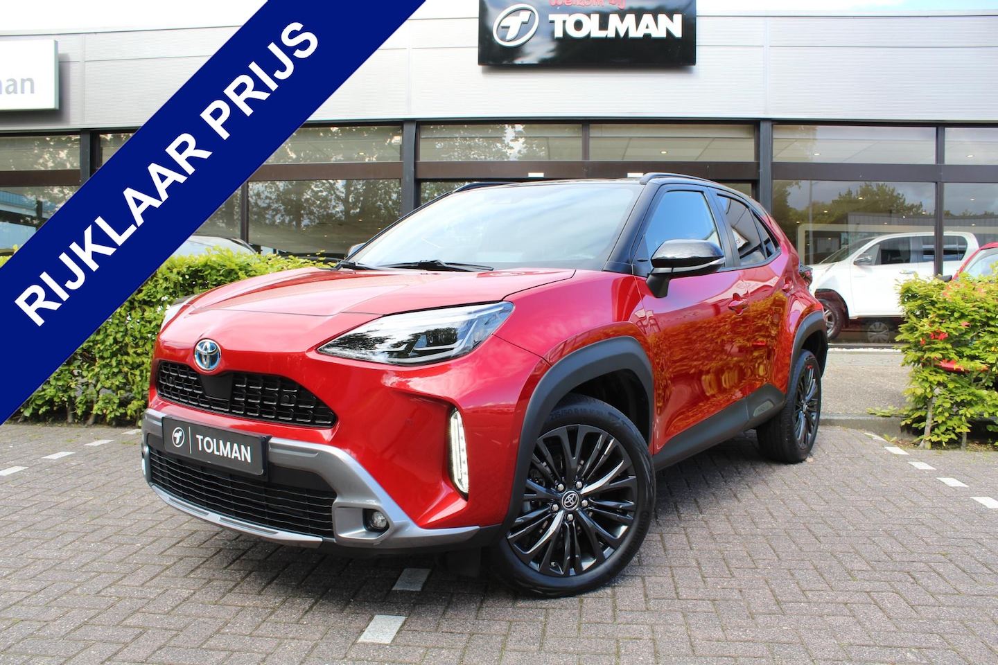 Toyota Yaris Cross - 1.5 Hybrid Adventure Bi-Tone | Rijklaar | Blind Spot | Head Up | Sensoren v+a | Stoel-/stu - AutoWereld.nl
