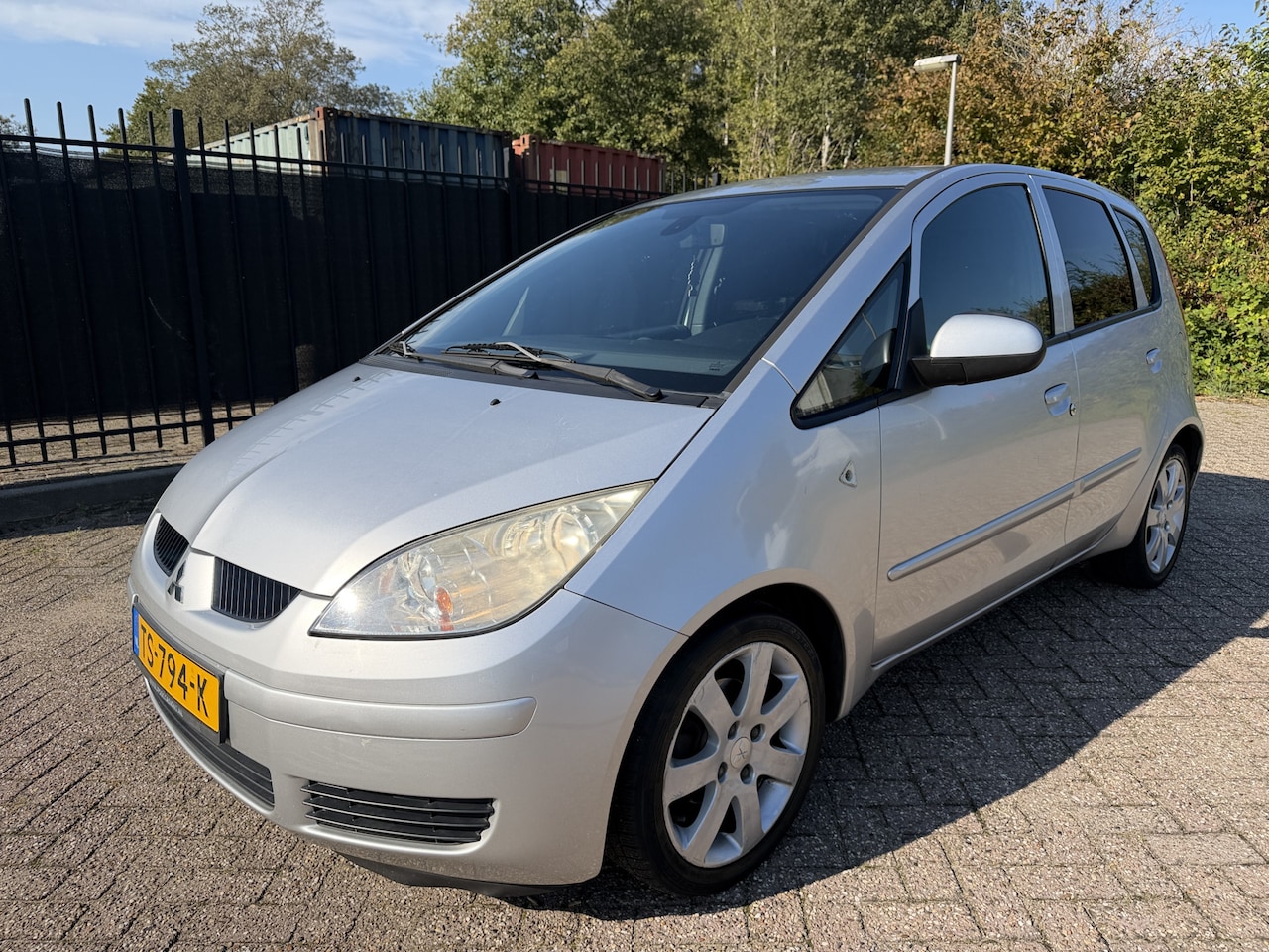 Mitsubishi Colt - 1.5 Inform Cool Pack 5 Drs AC/Stoelverw/StrBkr - AutoWereld.nl
