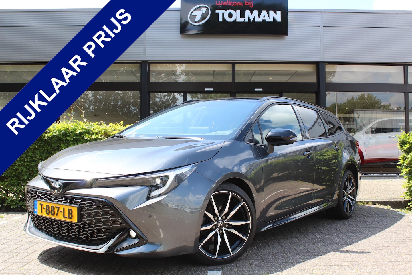 Toyota Corolla Touring Sports - 1.8 Hybrid GR-Sport Bi-Tone | Rijklaar | Trekhaak | Navi | Apple/Android | Clima | Stoelve - AutoWereld.nl