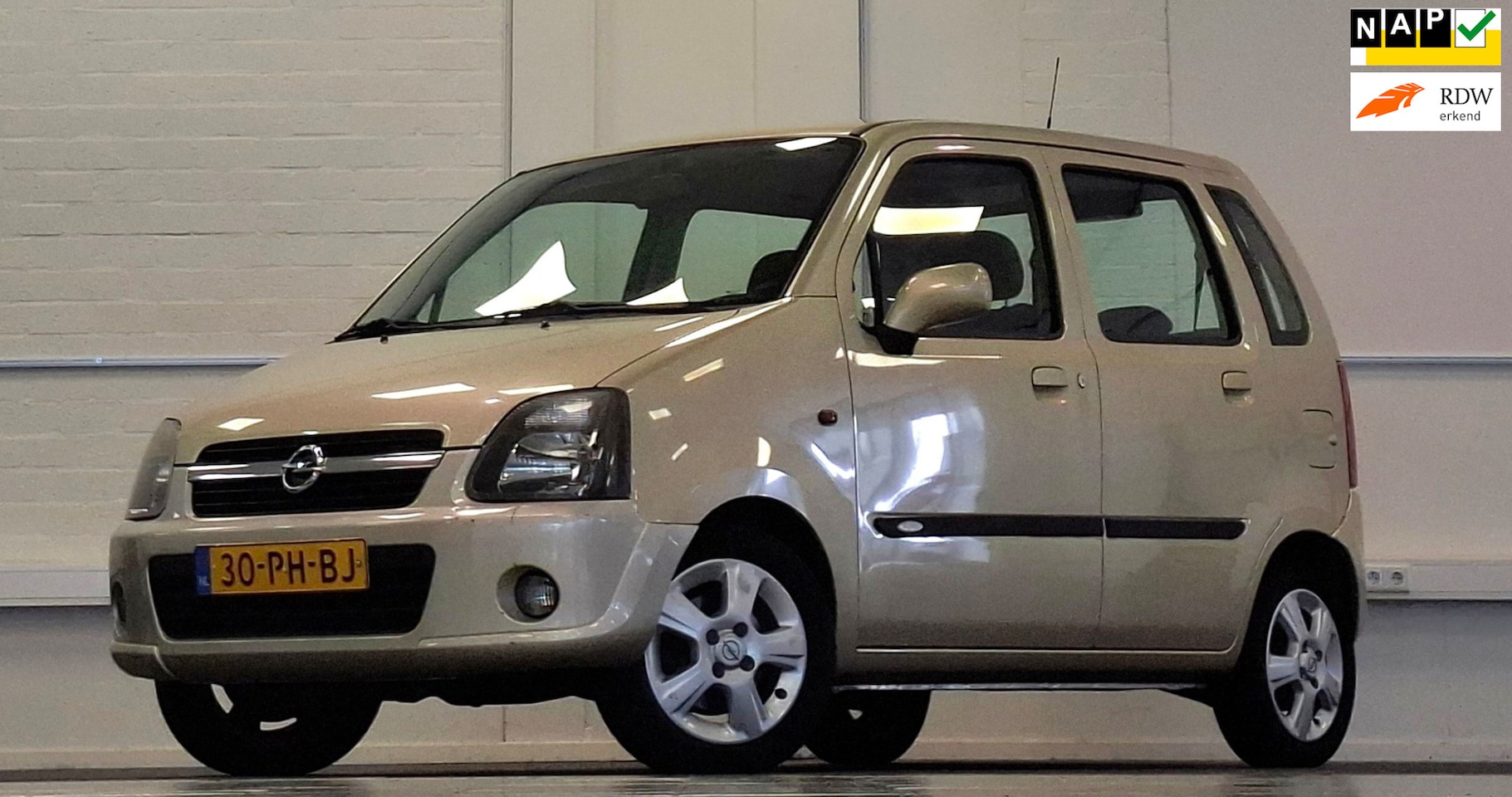 Opel Agila - 1.2-16V Maxx Trekhaak Garantie Airco APK - AutoWereld.nl