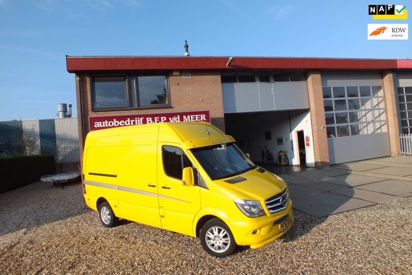 Mercedes-Benz Sprinter - 319 3.0 BlueTEC 366 L2H2 - AutoWereld.nl