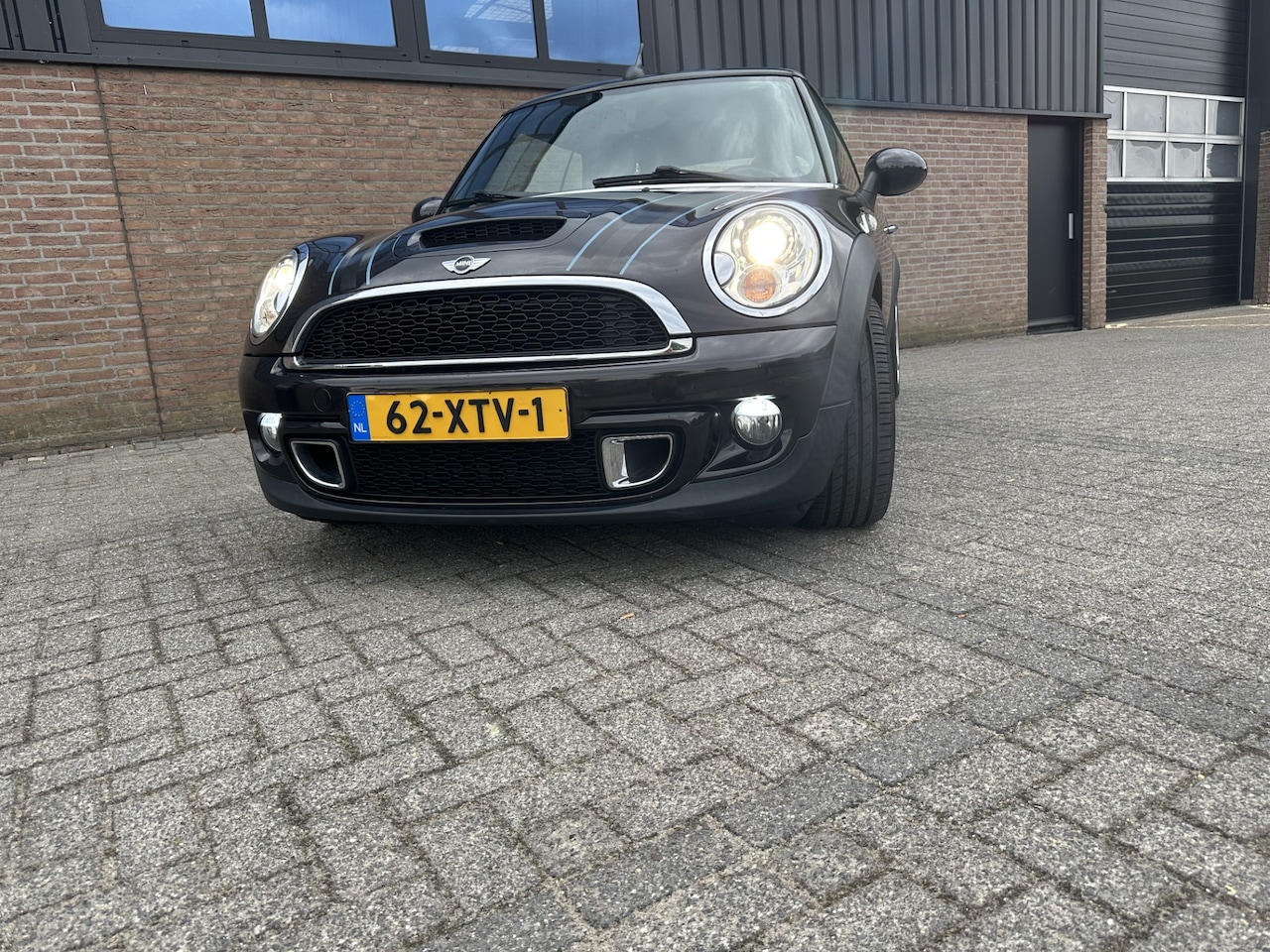 MINI Cabrio - 1.6 Cooper S HIGHGATE | Leer | CC | nieuwe APK | Full Options - AutoWereld.nl