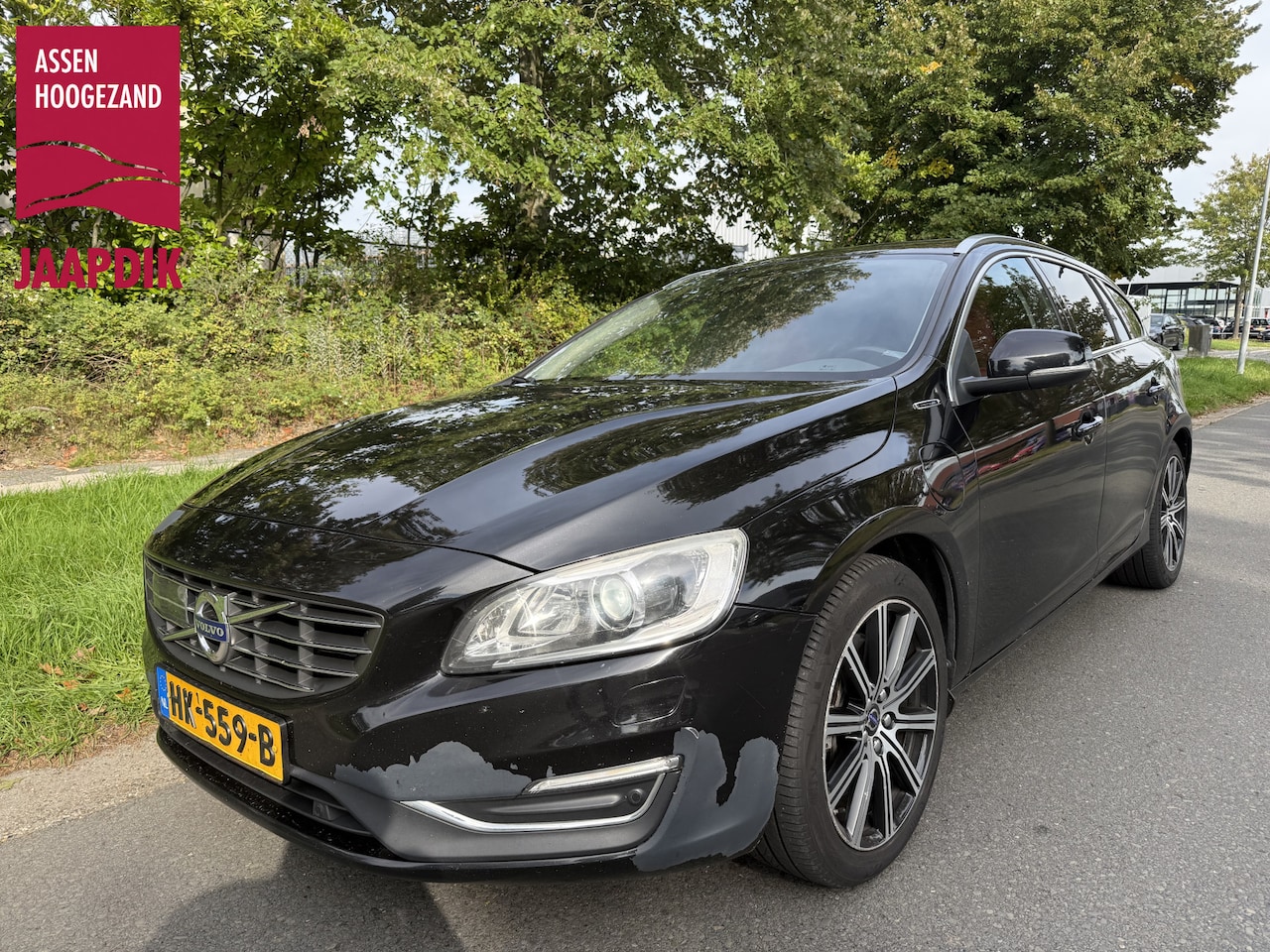 Volvo V60 - BWJ 2015 2.4 D6 Twin Engine R-Design / ZO MEE / EXPORT | LEDER | MEMORY STOELEN | STOELVER - AutoWereld.nl