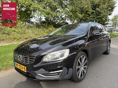 Volvo V60 - BWJ 2015 2.4 D6 Twin Engine R-Design / ZO MEE / EXPORT | LEDER | MEMORY STOELEN | STOELVER