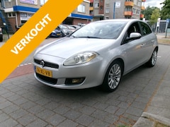 Fiat Bravo - 1.4 16V 150 5DRS Clima/Cruise etc