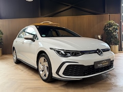 Volkswagen Golf - 1.4 eHybrid GTE PANORAMADAK | SPECIALE BEKLEDING | MEMORY STOELEN |
