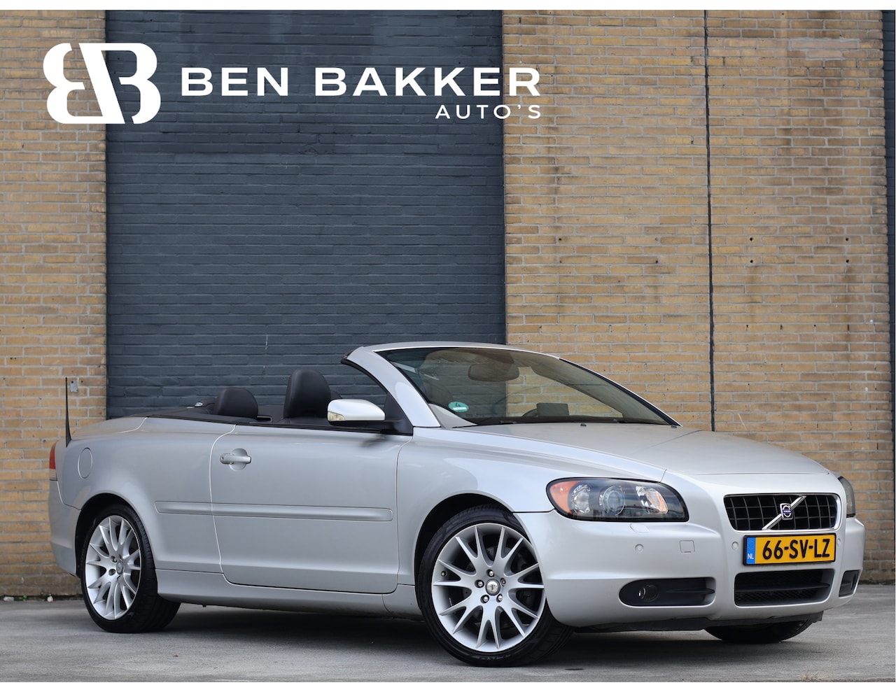 Volvo C70 Convertible - 2.5 T5 Summum | Automaat | Leder | 18" | NL Auto | 5-cilinder | - AutoWereld.nl