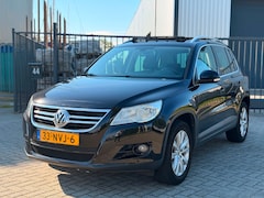 Volkswagen Tiguan - 1.4 TSI Sport&Style Pano Navi Camera Clima