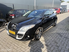 Renault Mégane Coupé - 1.5 dCi Bose Let op Motor stuk