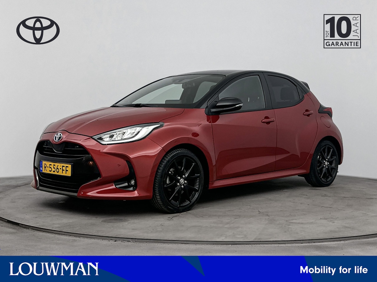 Toyota Yaris - 1.5 Hybrid Executive Premium Pack | Dealer onderhouden | Panoramadak | JBL | Head-Up Displ - AutoWereld.nl
