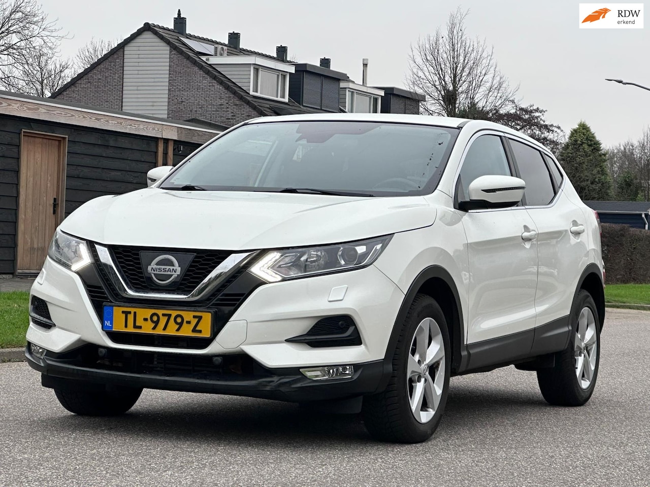 Nissan Qashqai - 1.2 Business Edition Automaat*Achteruit camera*Navigatie*Cruise*Clima*Stoelverwarming*LM v - AutoWereld.nl