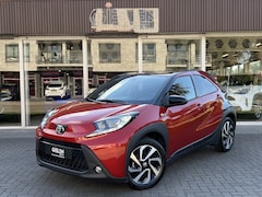 Toyota Aygo X - 1.0 VVT-i MT Pulse Bi-tone | Chili red, 17 inch, Privacy glass, Apple CarPlay/Android auto
