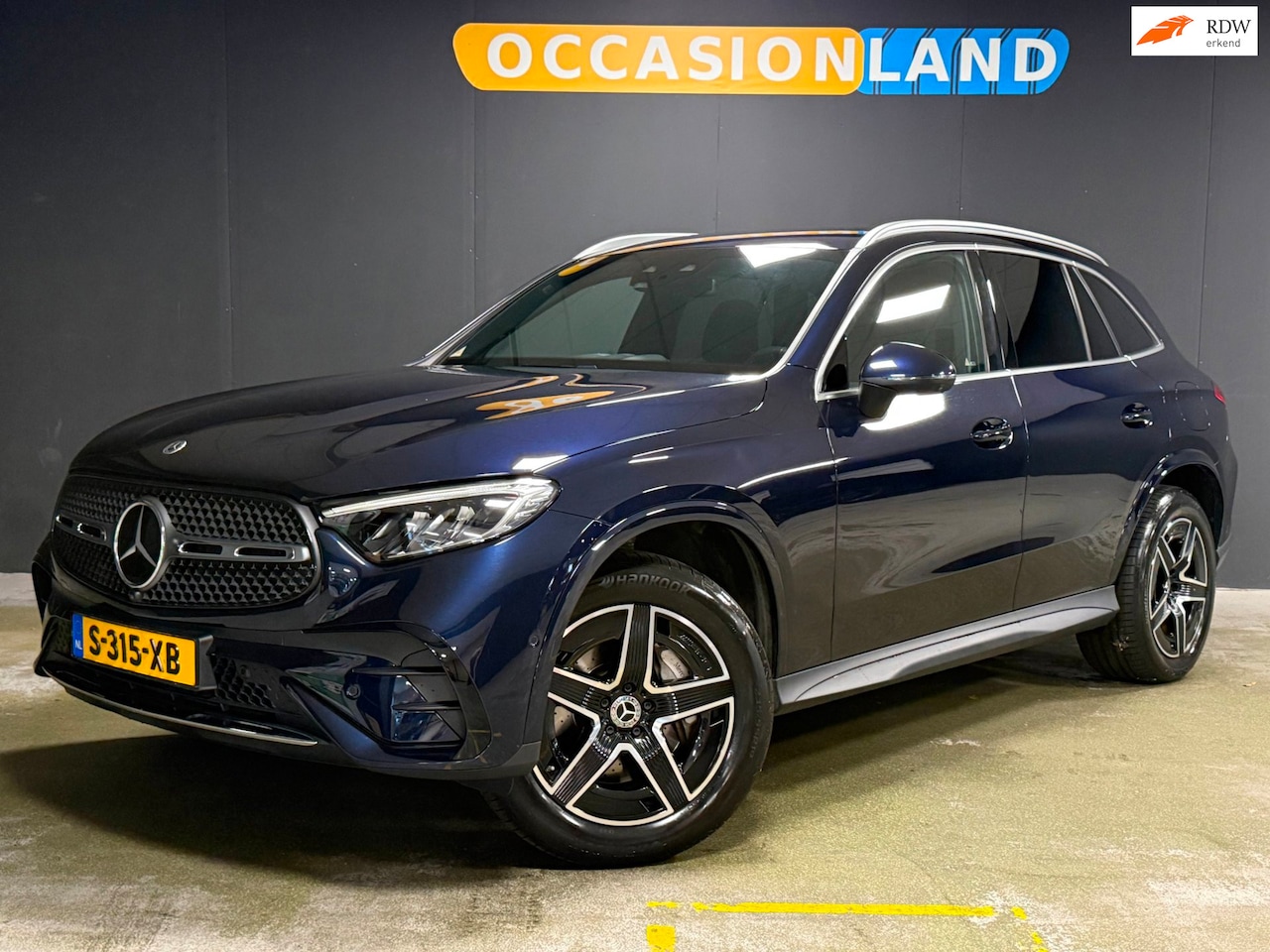 Mercedes-Benz GLC-klasse - 300e 4MATIC AMG Line|1e Eigenaar|LED|DODEHOEK|TREKHAAK|STOELV|SFEER|MEMORY|ACC|360CAM|19IN - AutoWereld.nl
