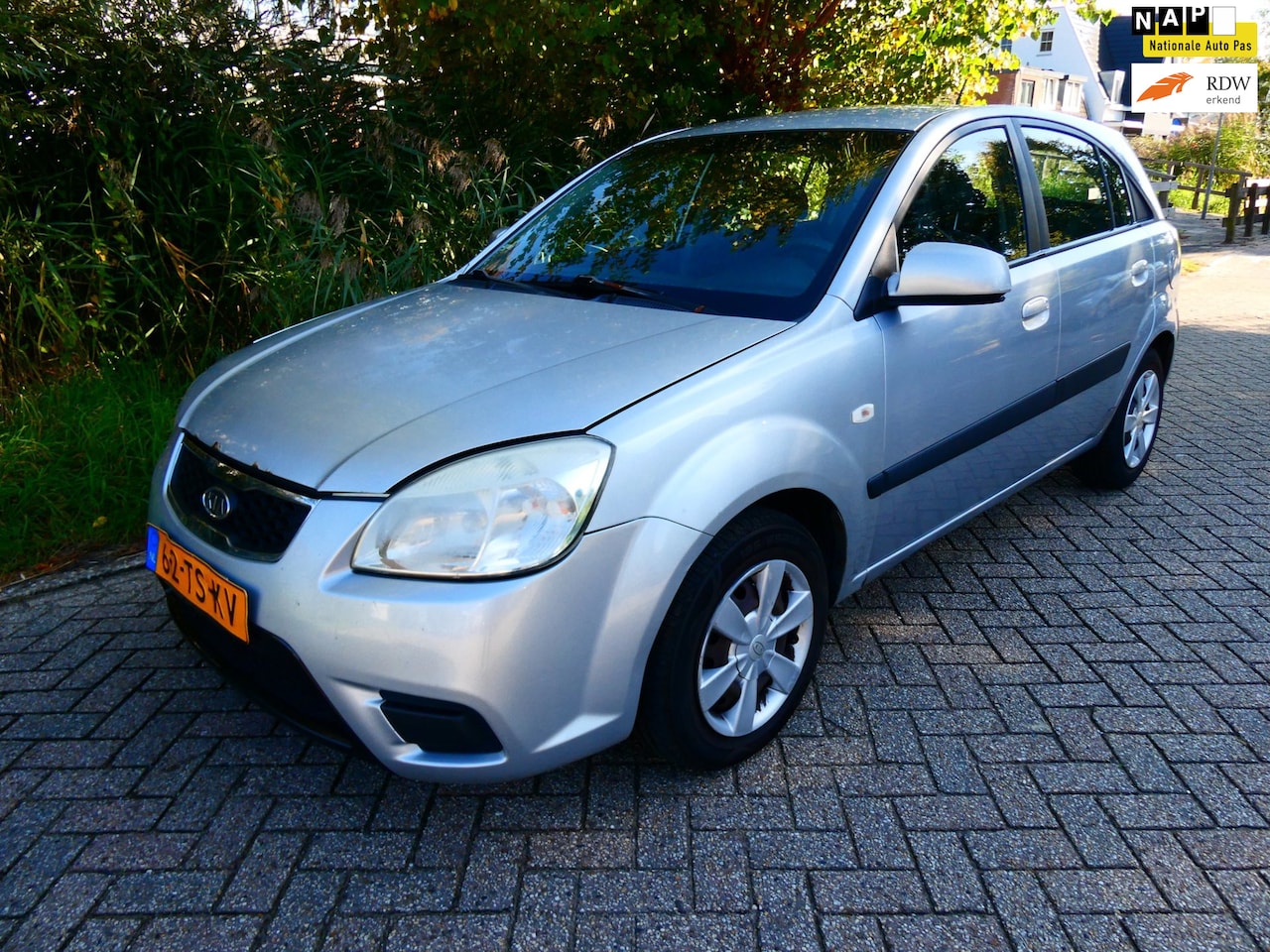 Kia Rio - 1.4i 97pk 5-deurs Airco EXPORT INRUILKOOPJE ZO MEENEMEN - AutoWereld.nl