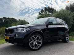 BMW X5 - XDrive30d High Executive M-Sport Automaat / Leder / Camera / 21" Velgen / Memory / Key-Les