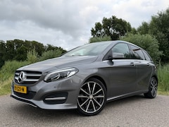 Mercedes-Benz B-klasse - 180 Activity Edition Automaat | AMG-Line | 1e Eigenaar | Leder | 18" Velgen | Navi | Clima