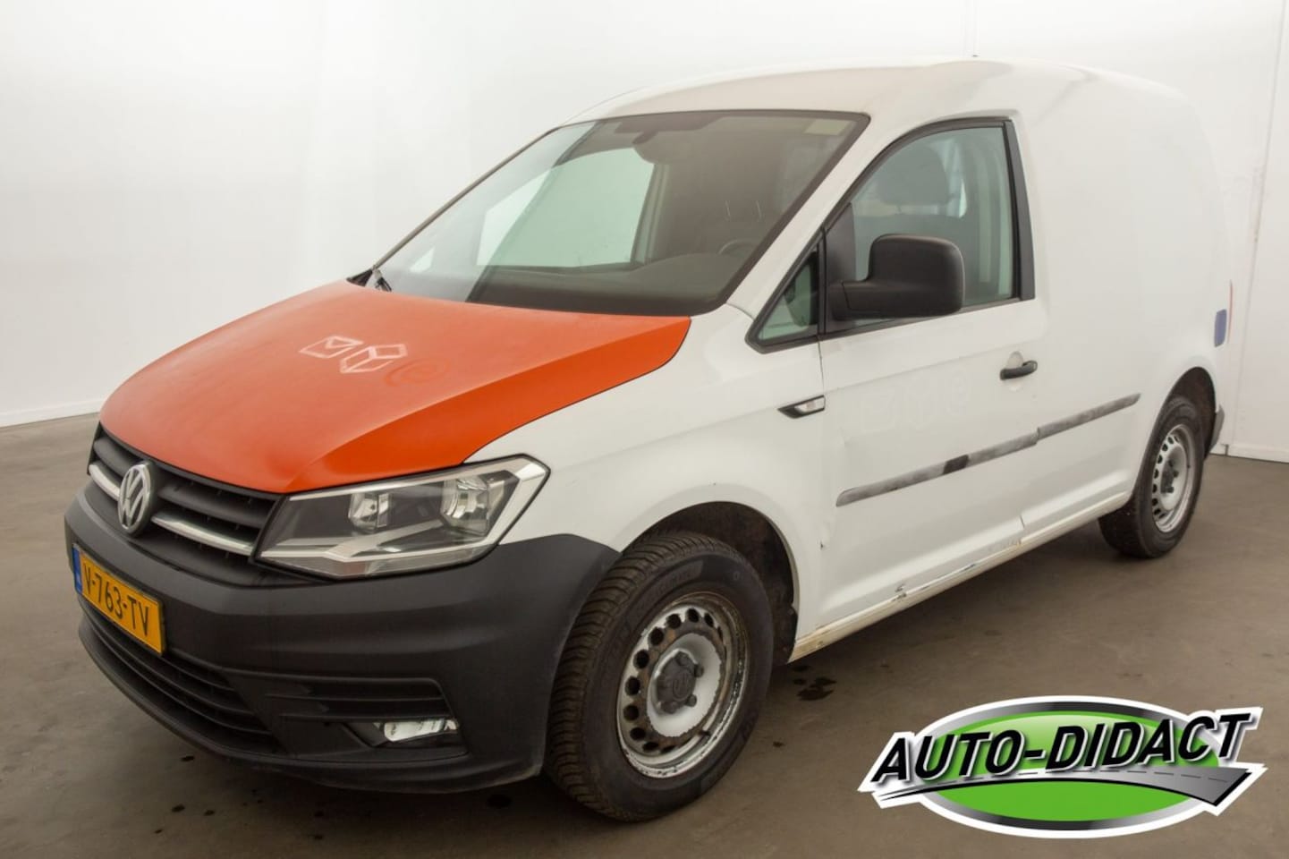 Volkswagen Caddy - 2.0 TDI L1H1 Airco Navi BMT Comfortline - AutoWereld.nl