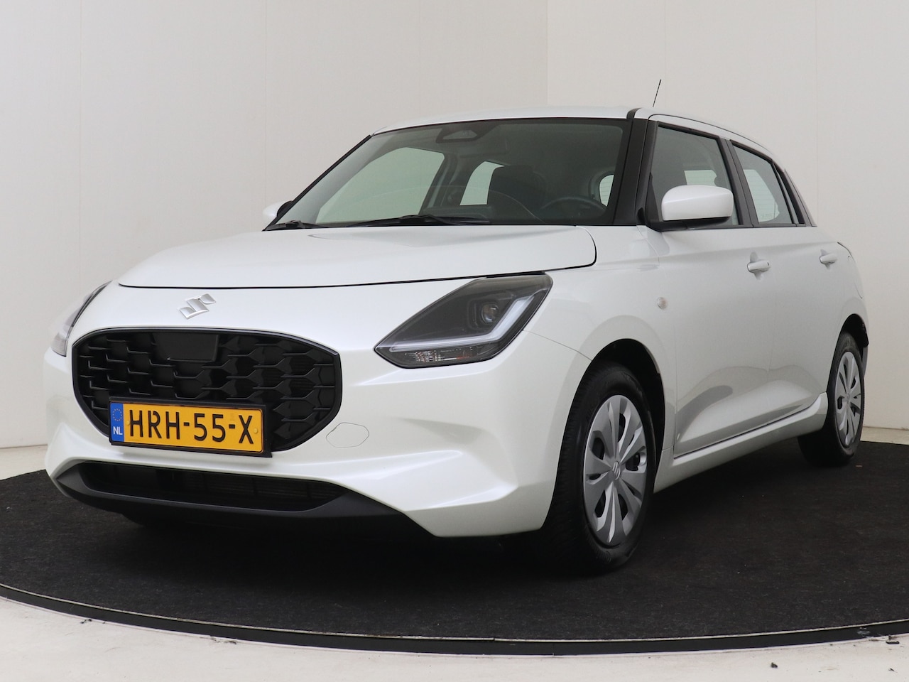 Suzuki Swift - 1.2 Comfort Smart Hybrid | BTW voertuig | Dodehoek detectie | Navigatie | Apple CarPlay/An - AutoWereld.nl