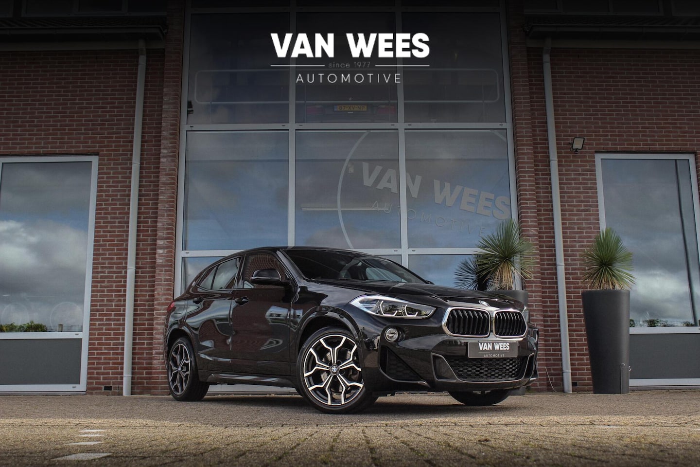 BMW X2 - sDrive20i High Executive Edition | M-sport | Driving Assistant Plus | Camera | Apple Carpl - AutoWereld.nl