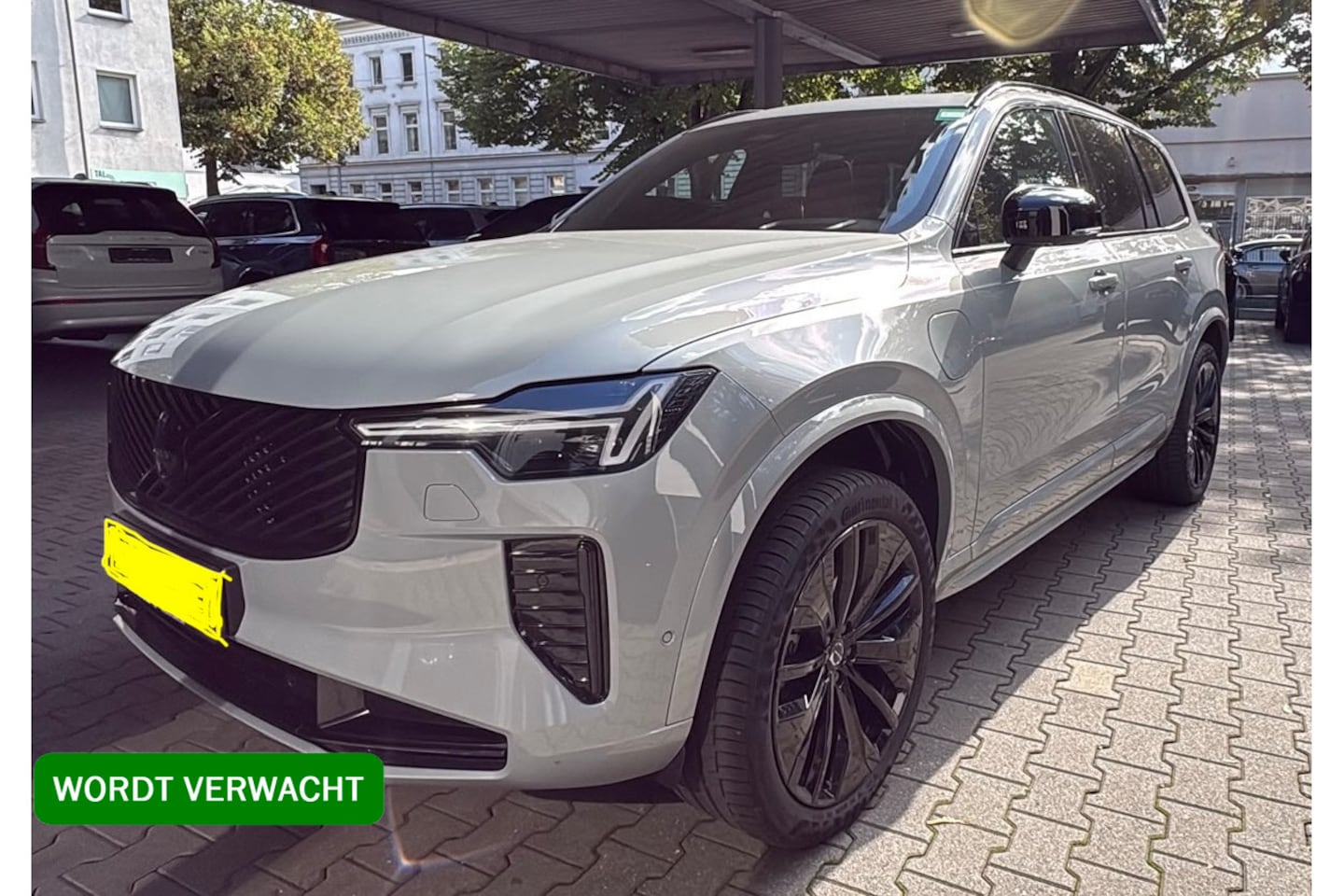 Volvo XC90 - T8 Recharge Plus Black Edition ** Four-C ** Trekhaak ** Panodak ** Sportstoelen - AutoWereld.nl
