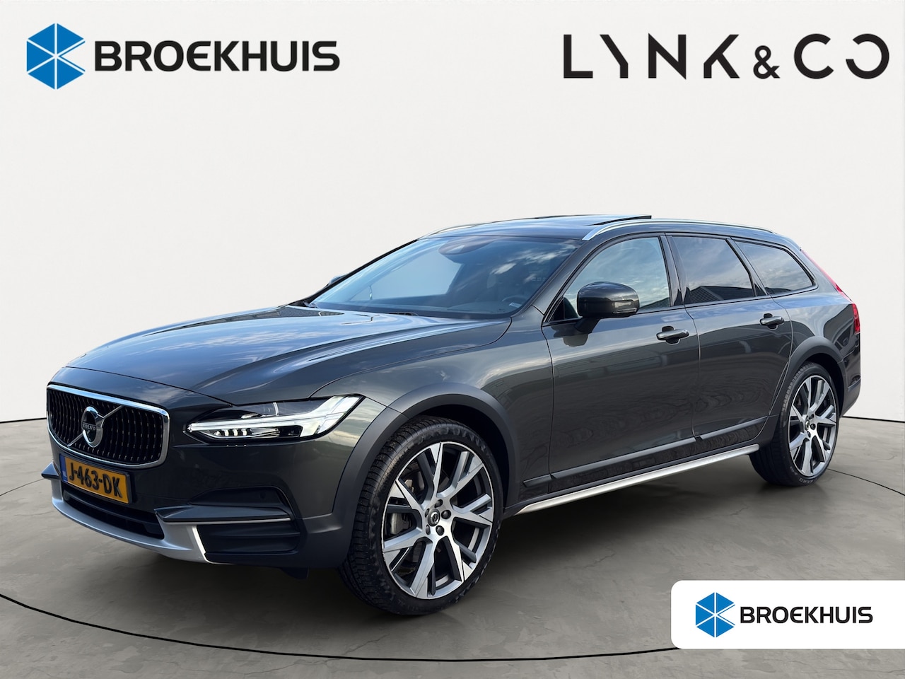 Volvo V90 Cross Country - 2.0 T5 AWD Pro | Camera | Apple Carplay\Android Auto | Adapt. Cruise | 21' | - AutoWereld.nl