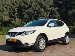 Nissan Qashqai - 1.2 Connect Edition Automaat, Trekhaak, Navi, Camera, Stoelverwarming