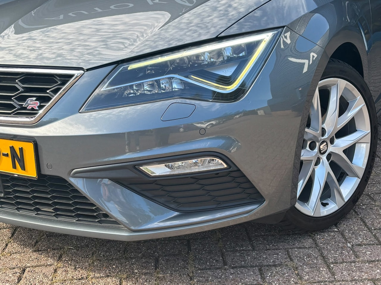 SEAT Leon ST - 1.4 EcoTSI FR Business Intense 1.4 EcoTSI FR Business Intense