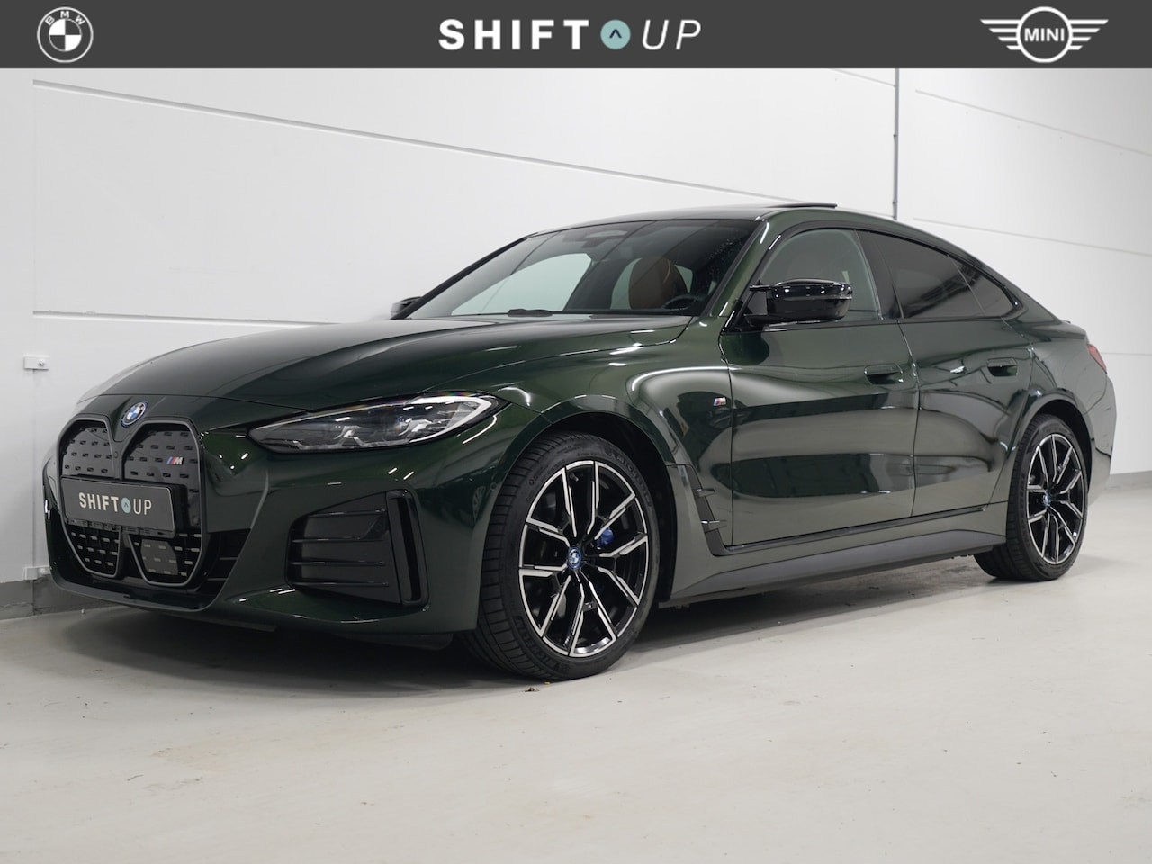 BMW i4 - M50 84 kWh Schuifdak | Harman Kardon | CoPilot - AutoWereld.nl