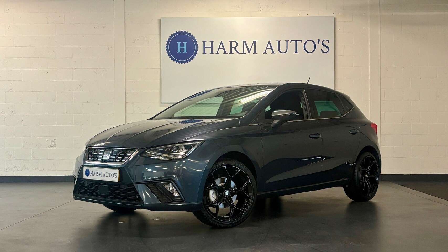 SEAT Ibiza - 1.0 TSI Excellence ClimateControl / PDC / Navi / LED / Cruise / Keyless - AutoWereld.nl
