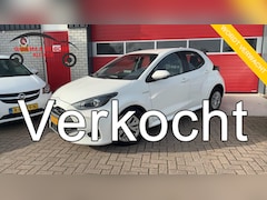 Toyota Yaris - 1.5 Hybrid Active CAMERA / CARPLAY / ACC / CLIMA / BLUETOOTH / NL-AUTO
